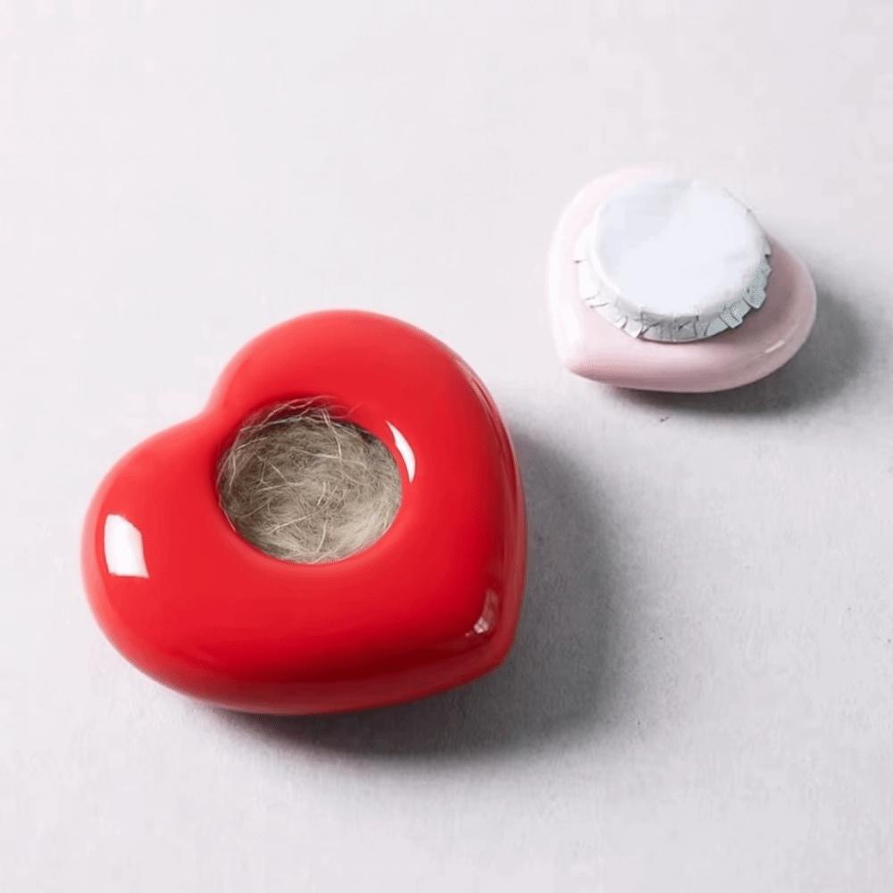 

Mini Tea Container Heart Shaped Pet Hair Collection Jar Portable Candy Storage Box Pill Style 2
