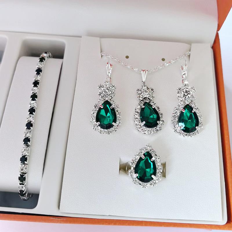 Kapka Vody Srdce Šperky Třídílný Náhrdelník Náušnice Prsten Diamantový Přívěsek Dámské Šperky