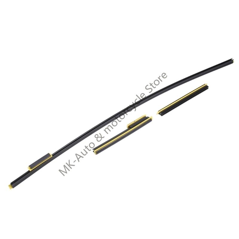 Plastic Car Windshield Molding For 307 308 408 Models 8251L3 Improved Durability