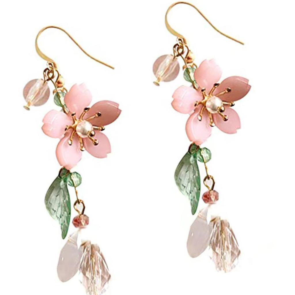 Elegant Petal Leaf Earrings Stylish Ear Hooks Featuring Natural Beauty Design for Fashionable Women in Resin Material