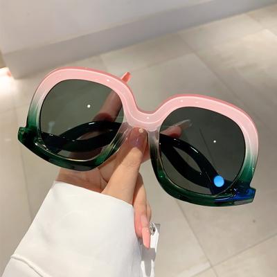 Oversized Round Sunglasses Stylish Vintage Candy Color Frame Women Eyewear New Brand Design Gradient UV400 Shades