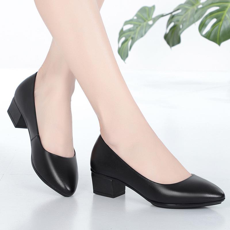 Spring and autumn shoes new women's shoes spring mother shoes thick heel comfortable soft leather soft sole non-slip work leather shoes women's si