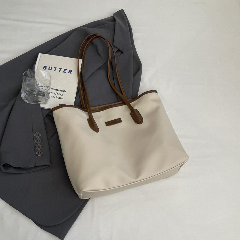 Large Capacity Bag Women's 2025 New Simple Casual Shoulder Bag College Student Class Bag Leisure Commuter Tote Bag