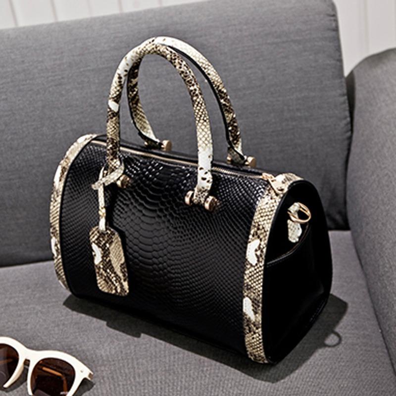 New Autumn and Winter Pillow Fashion Casual Snake Pattern Women's Bag Handbag Crossbody Shoulder Big Bag Tide