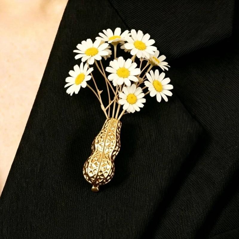 Decorative Flower Holder Brooch Pin for Jackets and Scarves, Alloy Garment Accent for Party Outfits and Daily Style
