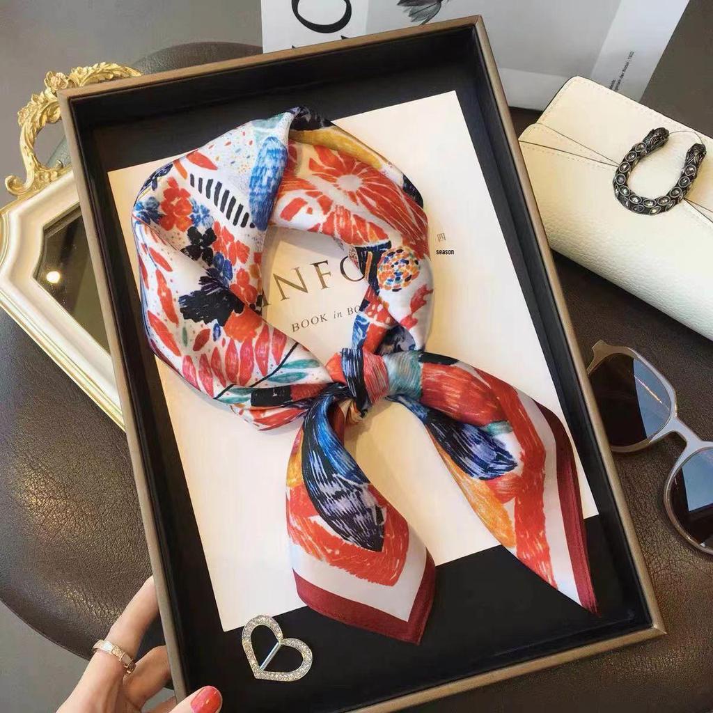 High-End Women's Lightweight Silk Square Scarf - Temperament Print Neckerchief for Neck Protection and Decoration.