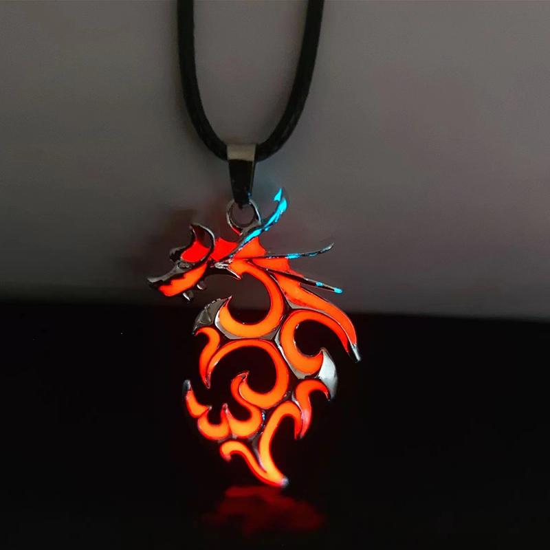 Vintage Punk Luminous Dragon Pendant Necklace Luminous Fire Dragon Pendant Necklace Glow In Dark Party Hallowenjewelry Gift