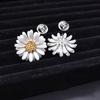 Women Brooch Sparkling Rhinestones Chrysanthemum Shape Lapel Pin Suits Coats Bags Scarves Badge Versatile Accessory