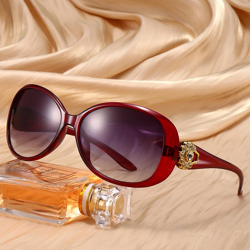 Women s Fashion Rhinestone Large Frame Sunglasses - Style 9893