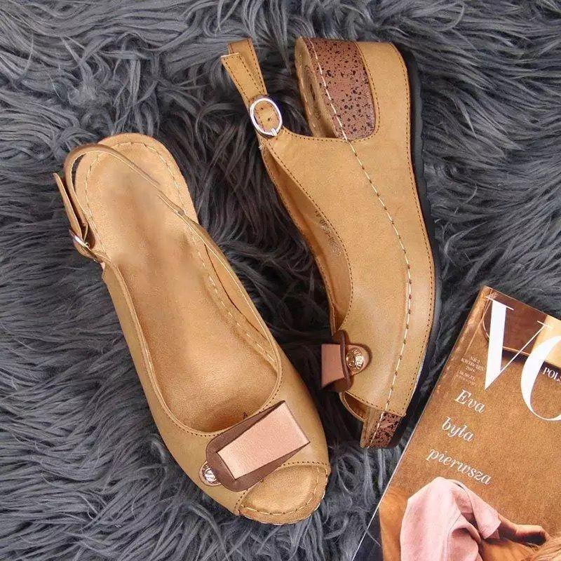 Fashion flat-bottomed wedge heel square buckle fish mouth sandals women's summer large-size thick-soled buckle women's sandals