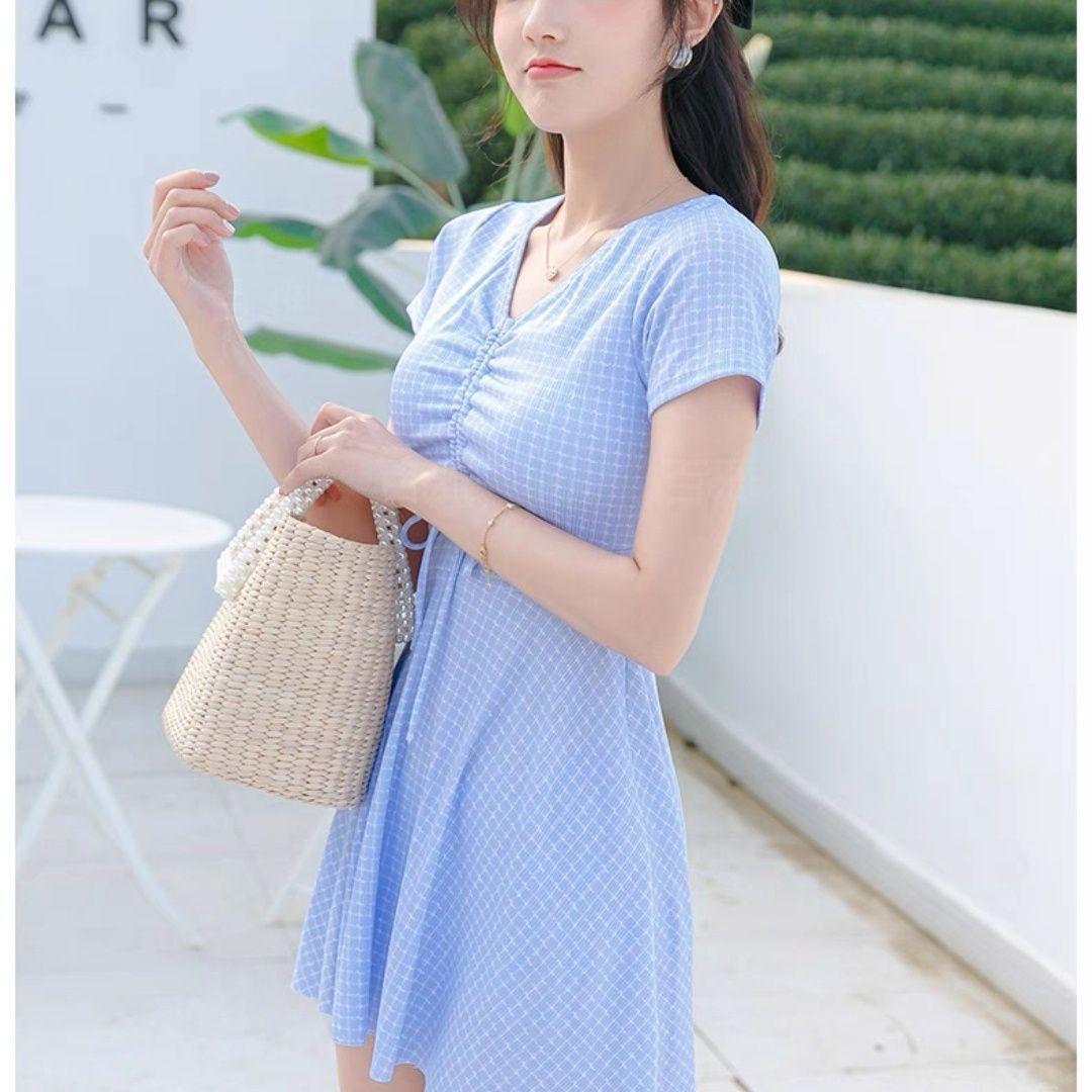 

Женский купальник-двойка высокого класса: Модный, Стройнящий Фасон Юбки для Весенних и Зимних Каникул One Size (suitable for 35-62 kg)