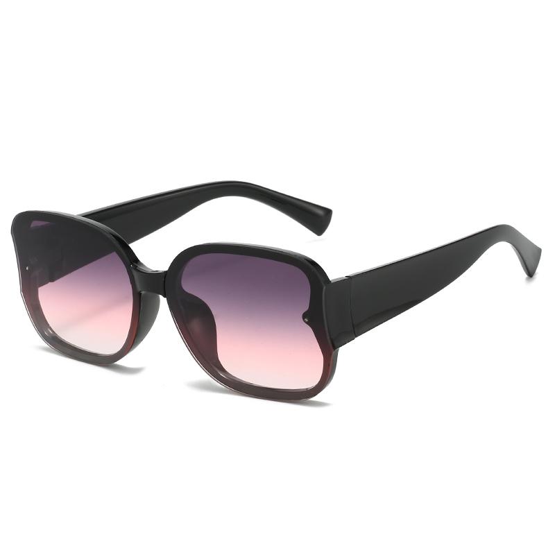 

Vintage Square Sunglasses UV400 Luxury Brand Retro Fashion for Women Men Outdoor Travel Sun Glasses