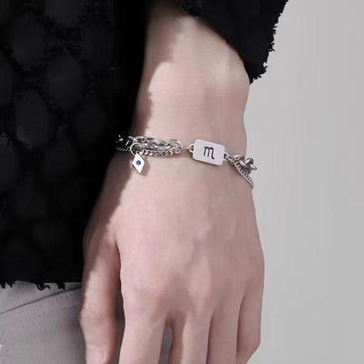 Bracciale Dodici Costellazioni Acciaio Titanio: Gioielli di lusso da uomo