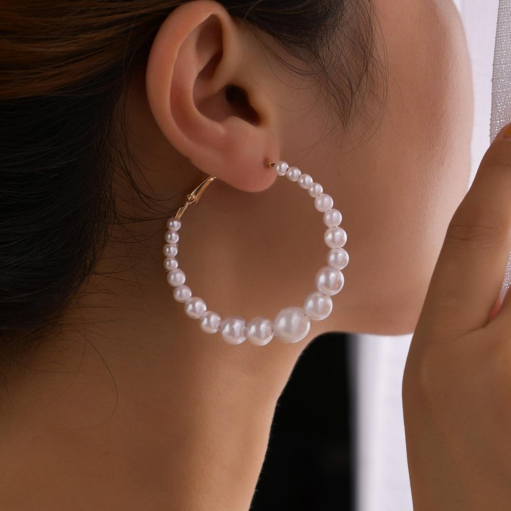Vintage Exaggerated Graduated Pearl Circle Earrings Hoop Earrings for Women Girl Jewelry