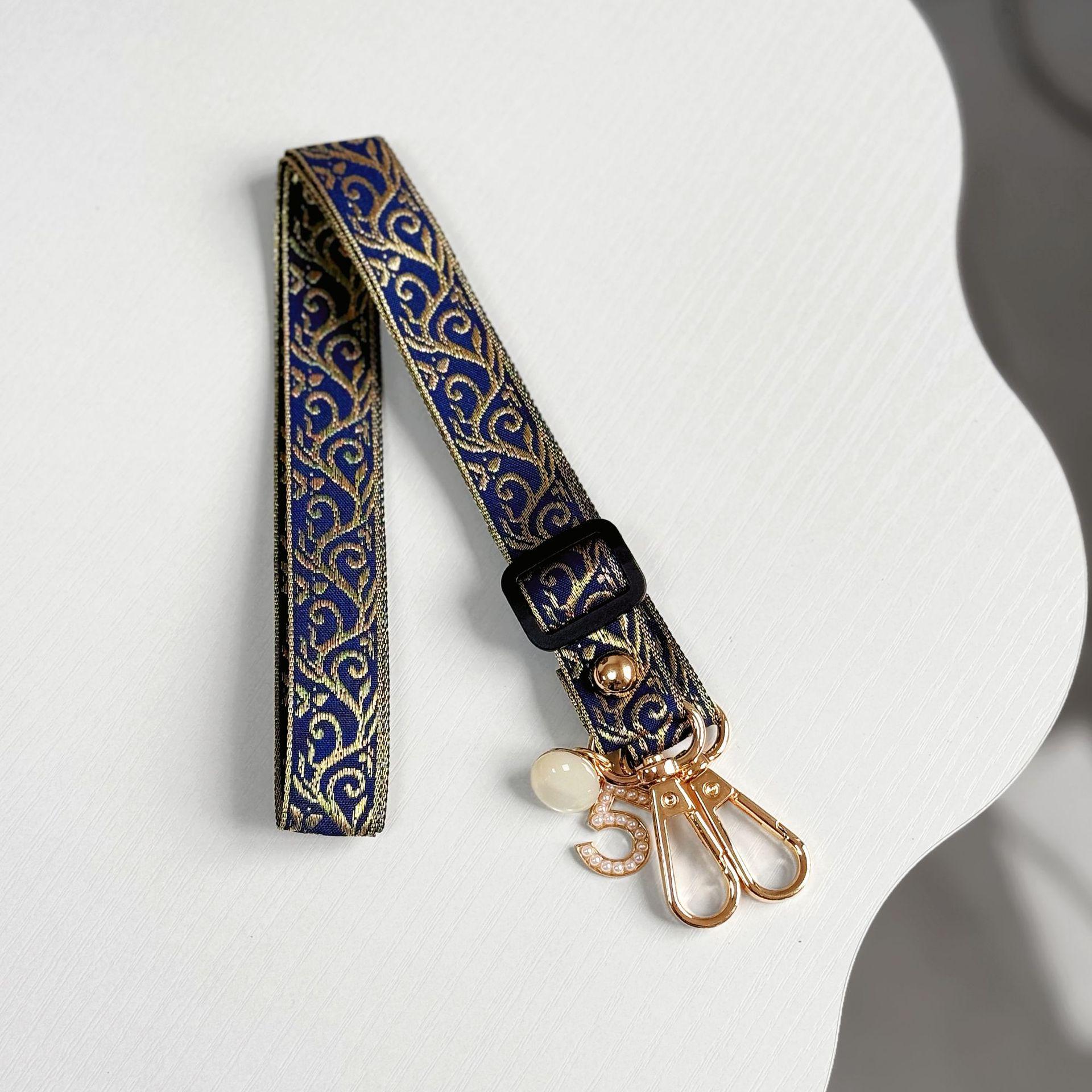 

Vintage Cloud Embroidery Crossbody Phone Bag with Adjustable Strap and Metal Buckle