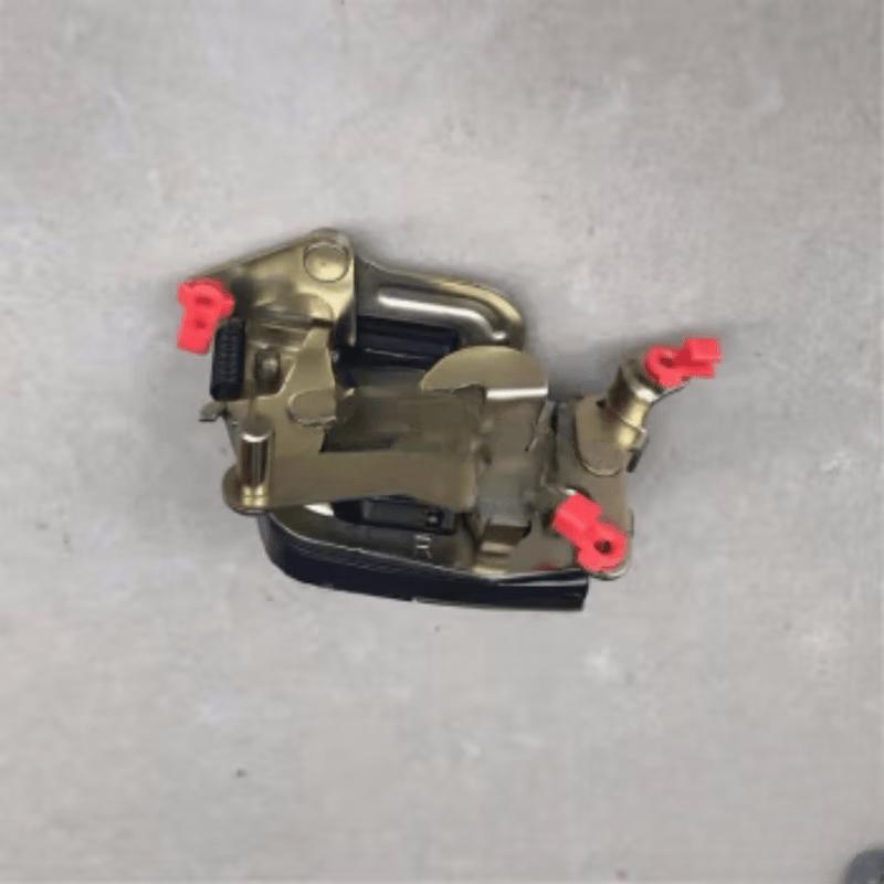 Dongfeng Mengshi EQ2050B Car Door Lock Body
