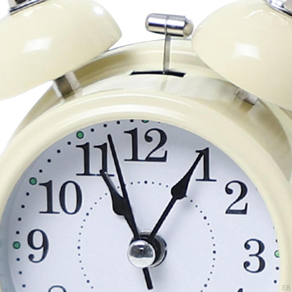 Alarm Clock with Silent Ticking and Retro Design for Bedroom Decor