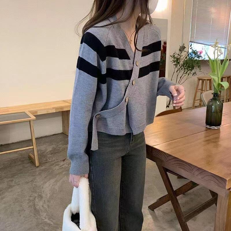 Autumn and Winter Women's Sweater Short Striped V-Neck Sweater Design Chic Long Sleeve Knitted Cardigan