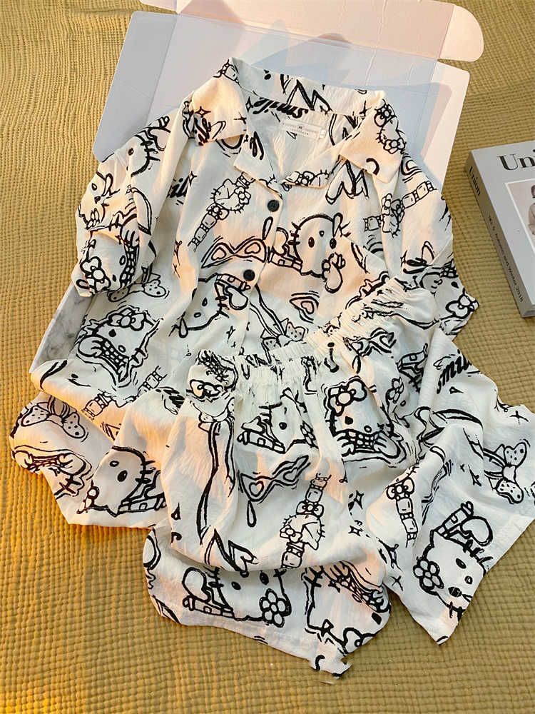 

Korean version of graffiti style Kitty cat girl pajamas summer short-sleeved shorts cardigan suit student outer loungewear S