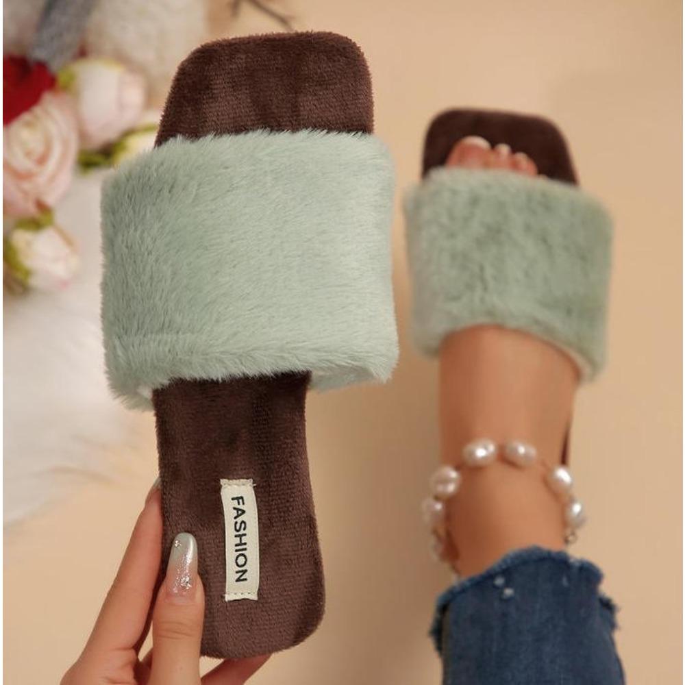 

Пушистые тапочки с леопардовым принтом в сказочном стиле для женской уличной носки весной 2026 года. Новая плюшевая и ленивая хлопковая швабра на одной линии 43