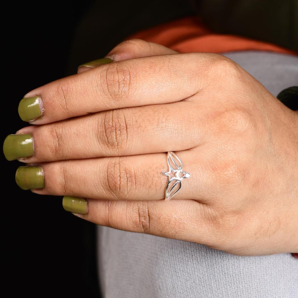 925 Sterling Silver Open Star Ring | Minimal Star Band Ring | Elegant Celestial Jewelry for Women.