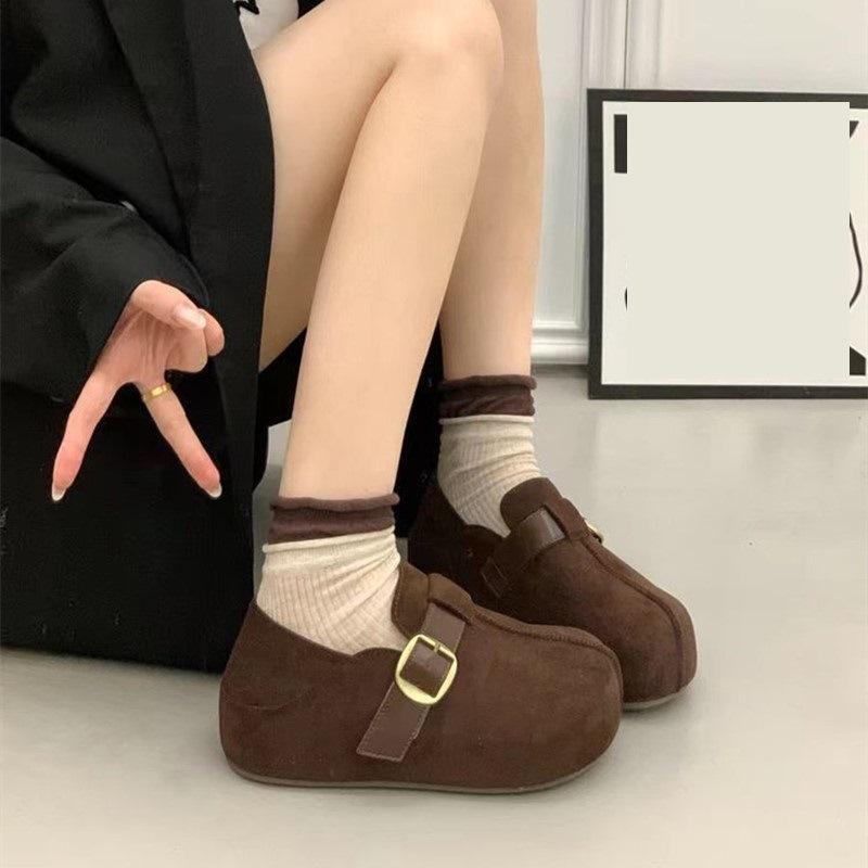 Außenbekleidung mit dicker Sohle Anti-** Aufkleber Birkenstocks Herbst und Winter neue lässige höhenvergrößernde Samt Zwei Baumwollschuhe