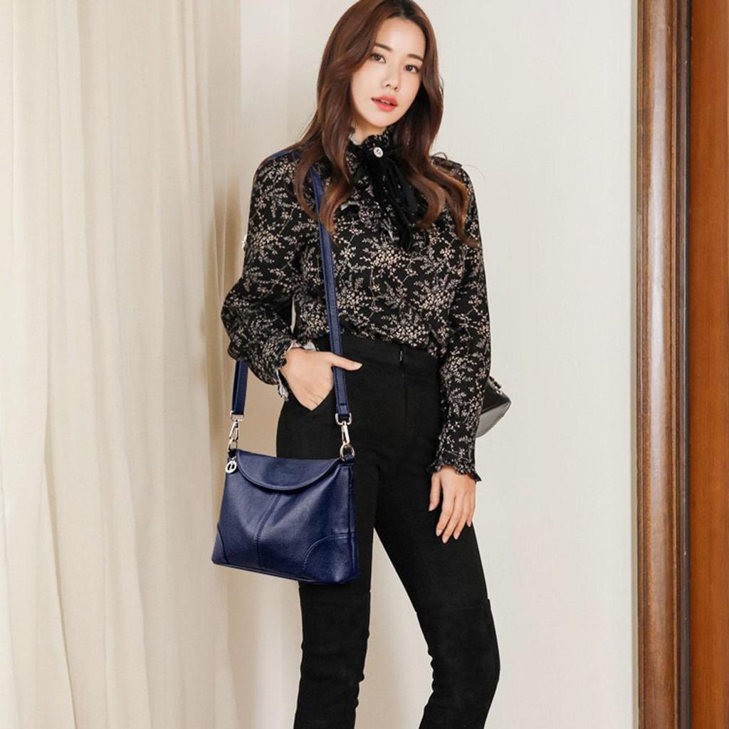 Women's Fashion Cross Shoulder Bag Mom Soft Leather Small Square Bag Crossbody Bag