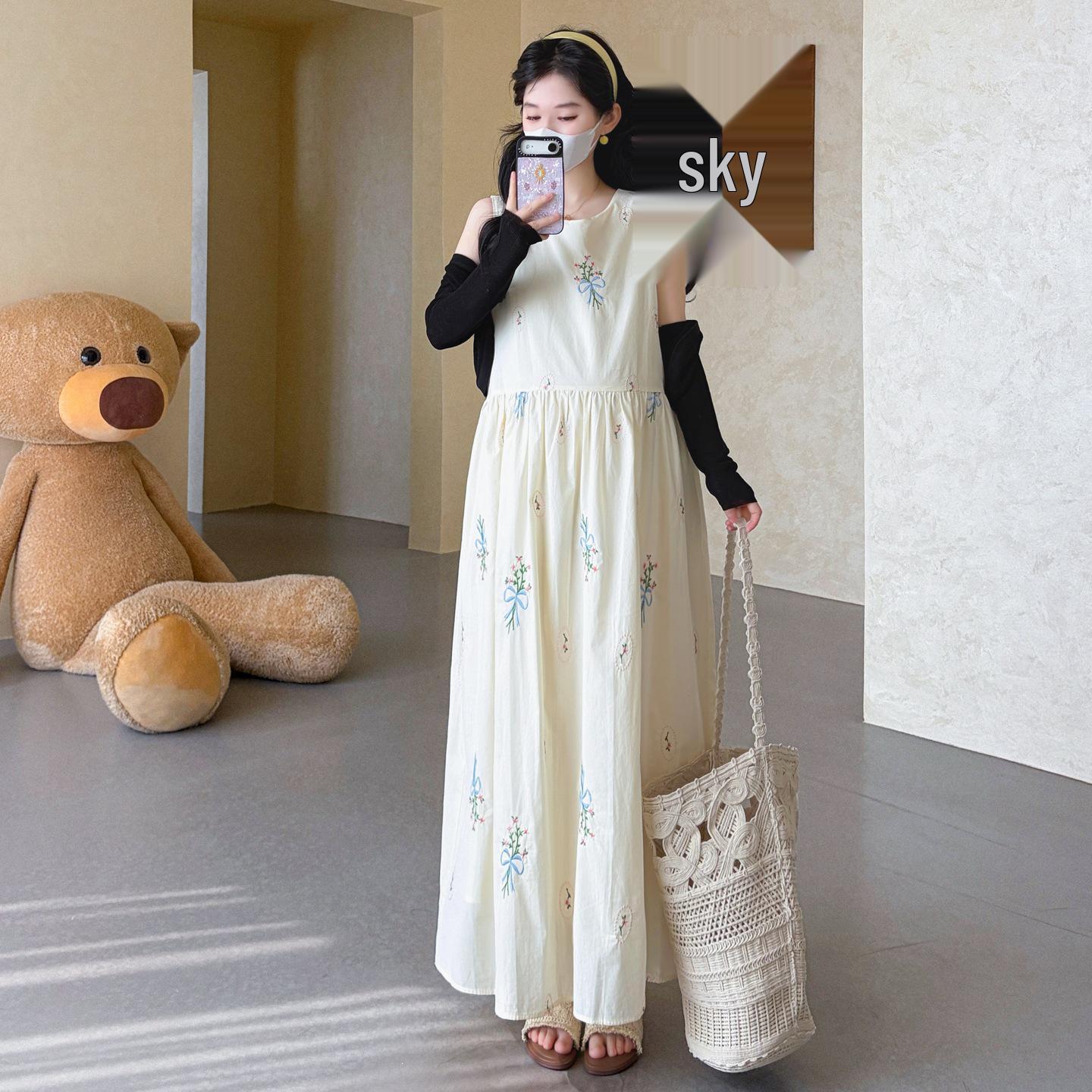 

2026 Summer Fashion: Embroidered Sleeveless Dress & Sun Protection Cardigan Set XL