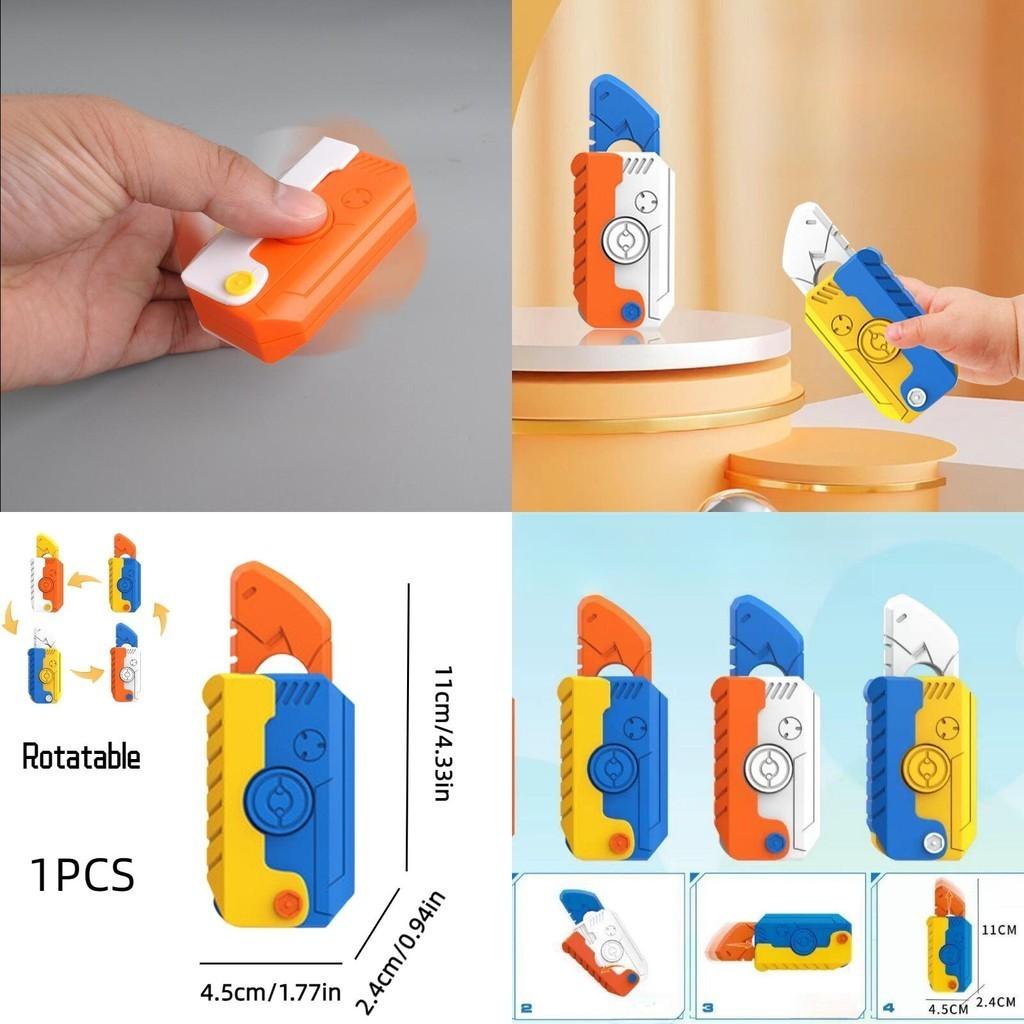 Mini Gravity Gyro Rotating Carrot Folding Shovel Model Finger Carrot Knife Pendant Tiktok Decompression Toy Plastic Material