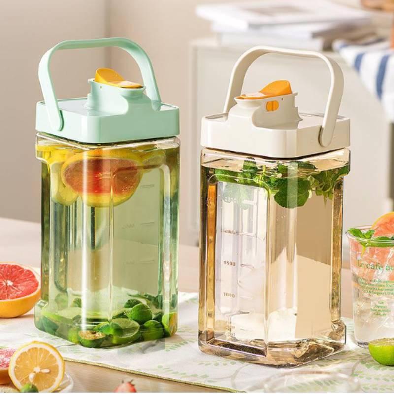 Large Capacity Modern Simple Style Ice Water Pitcher With Tap Green/white