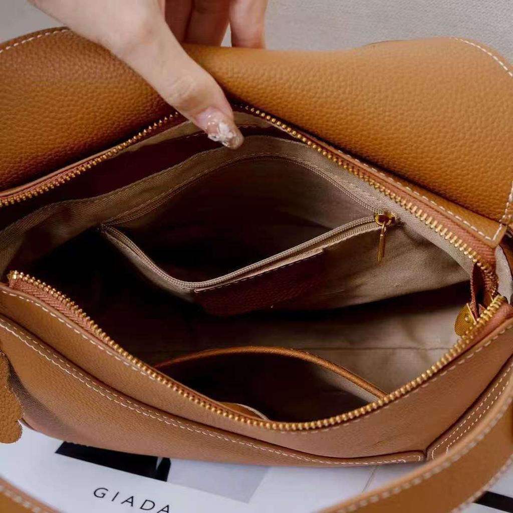 Women's Versatile Cowhide Crossbody Underarm Bag – Medium