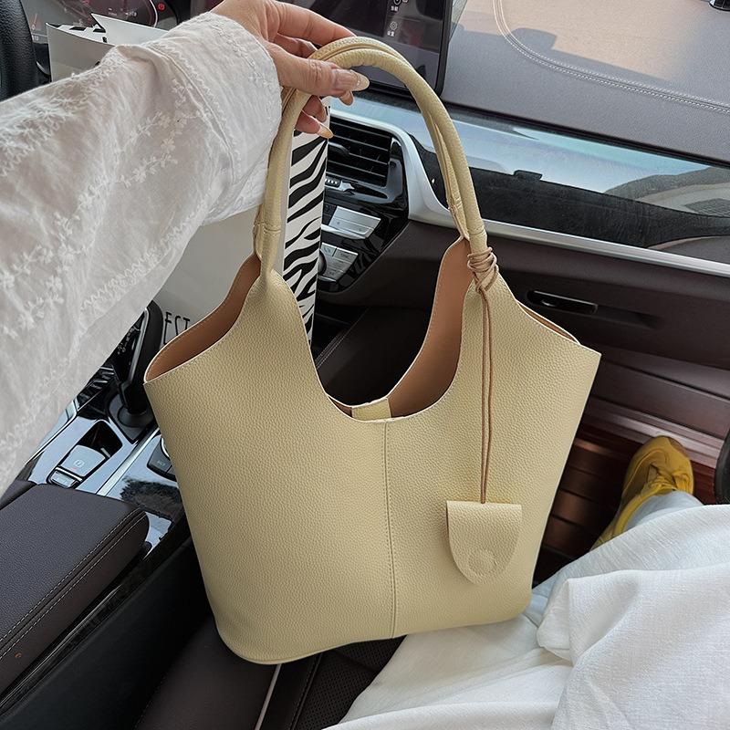 Simple niche bucket bag women's summer new large-capacity versatile casual shoulder tote armpit bag