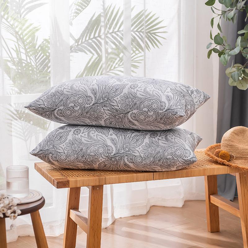 

Подушка для отеля Core Матовый перьевой бархат Подушка для студента Core Пара Одиночная подушка для студента 40 * 68cm about 350g*1PC