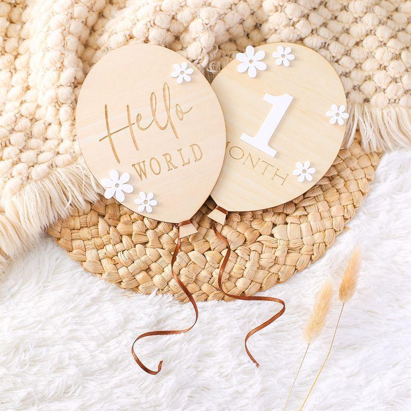 Baby Wooden Balloon Milestone Cards Exquisite Workmanship 1Set Newborn Shooting Props for Baby Growth Memory Keeping