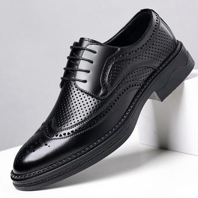 Sapatos de couro masculinos 2025 verão vazados sapatos sociais formais de negócios casuais britânicos sapatos de casamento Brock masculinos