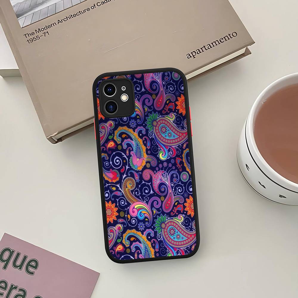 Mandala Painting For iPhone 11 12 13 14 15 16 Pro Max Plus Matte Translucent Phone Cover