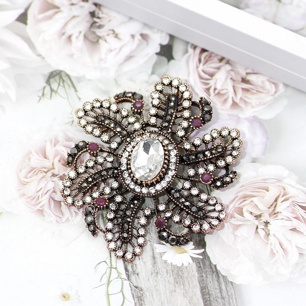 

Винтажная женская брошь с искусственным жемчугом и кристаллами старинного золотого цвета белый