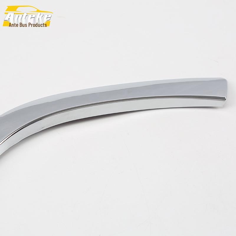 GL8 Front Fog Light Eyebrow Trim: Fits 16 Models, Chrome-Plated Bumper Modification.