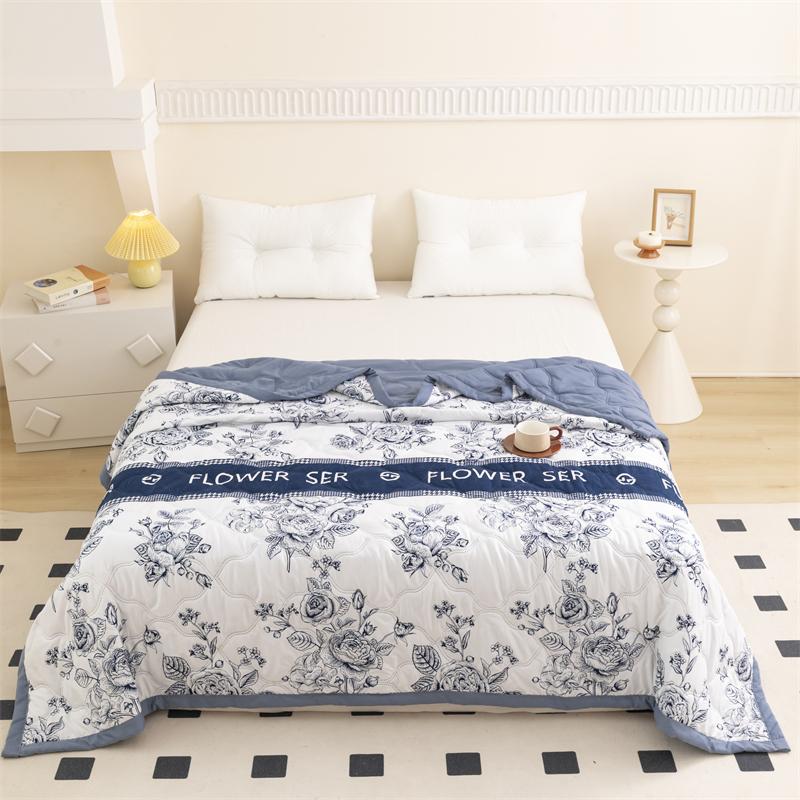 Floral Style Duvet Summer Thin Quilt Skin-friendly Bedspread Air Conditioning Blanket Edredones Adults Kids Room Comforter Quilt