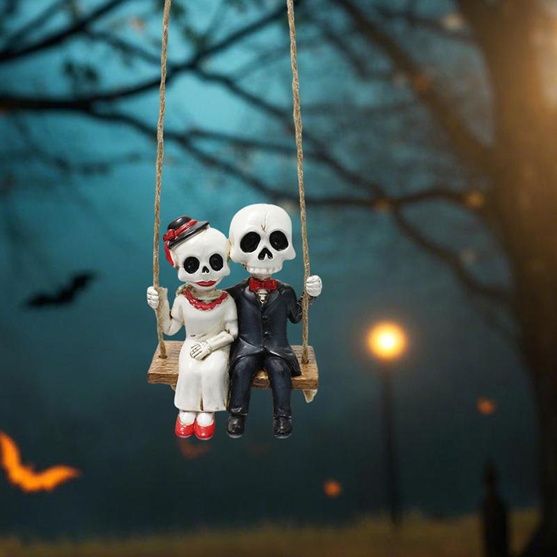 Swing Skeleton Couple Garden Statue Outdoor Halloween Decor, Cute Skull Figurine Resin Sculpture Tree Hanging Ornaments