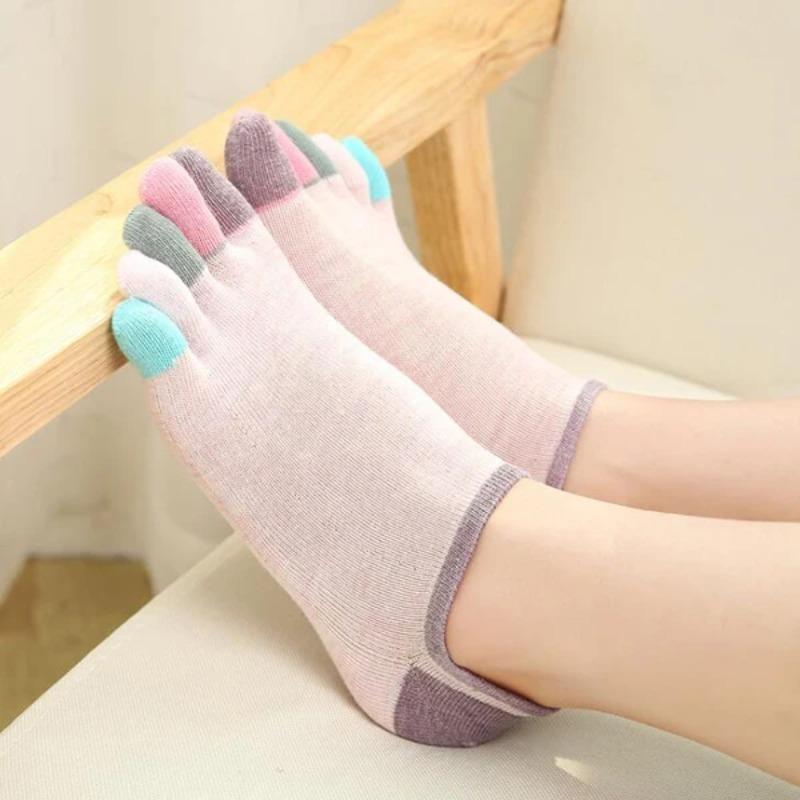 Women Sports Socks Separate Fingers High Five Finger Crew Socks Yoga