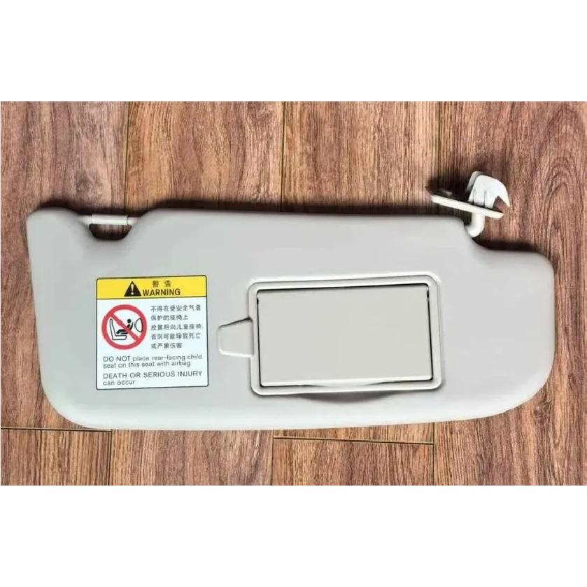 For Nissan Qashqai 2016 2017 2018 2019 2020 -2022 Car Visor Interior Sun Visor With Mirror Front Visor Assembly Car Accessory