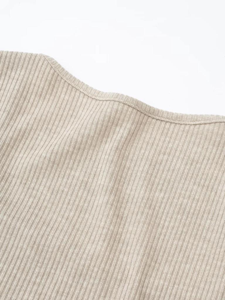 French Style Slimming Knit Dress - Square Neck, High Waist, Big Swing, Perfect for Autumn and Winter