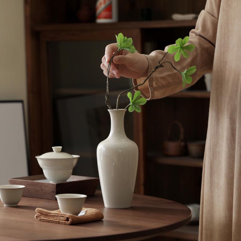Elegant Ceramic Guanyin Vase: Zen-Inspired Shoulder Vase for Flowers and Ornaments
