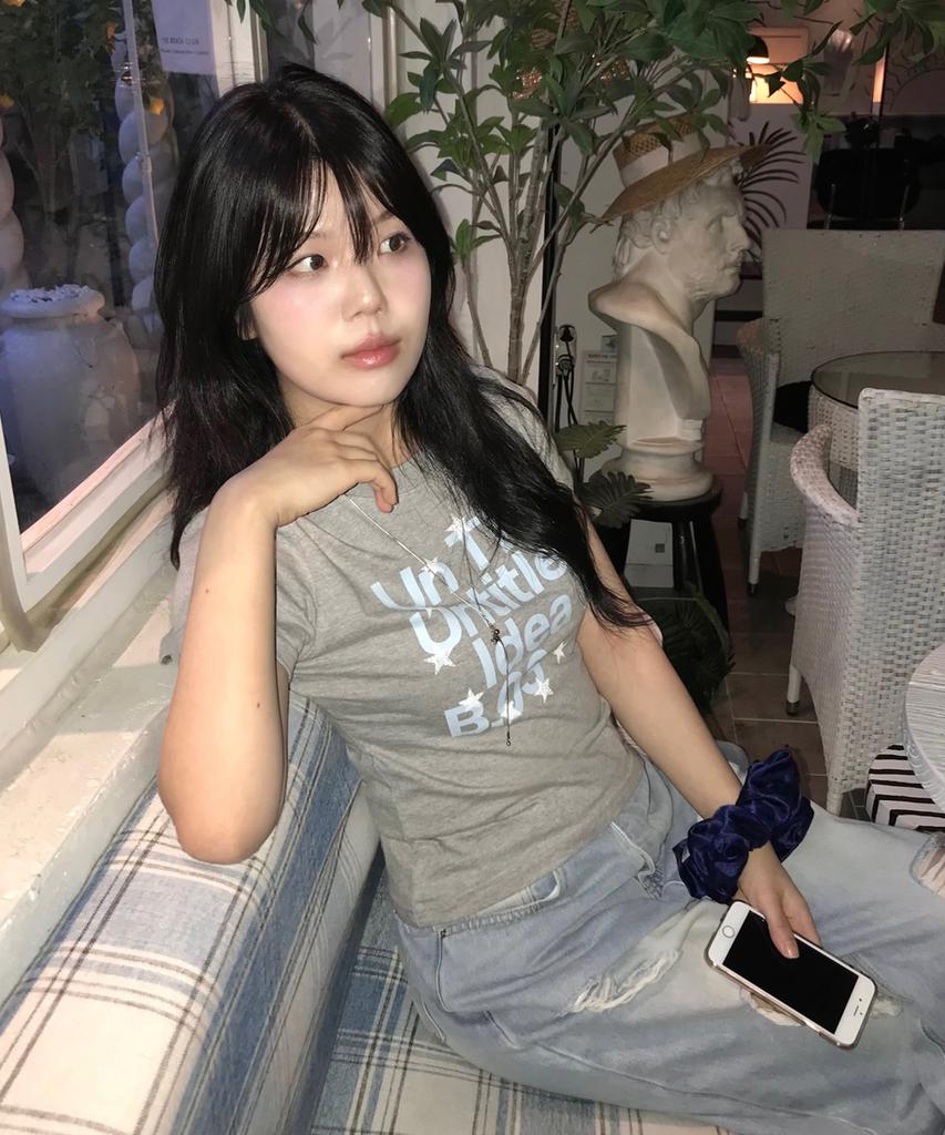 Eontaiteulseoul Untitle Steri Round Crop Short Sleeve Gray