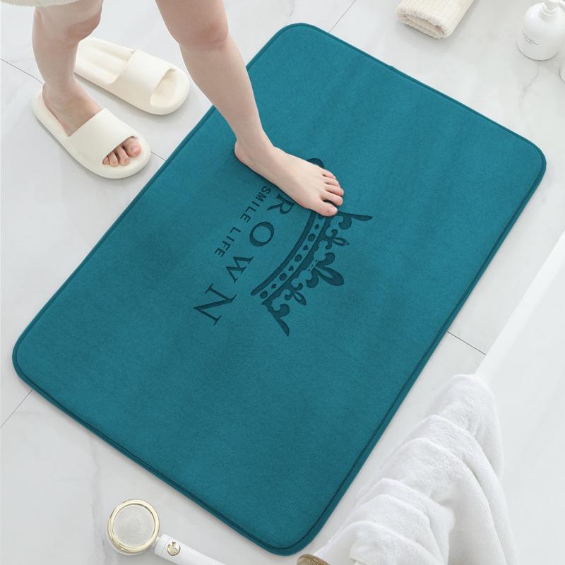 Bathroom Non-slip Mat Crown Print Toilet Absorbent Pedal Dirt Resistant Floor Mat Toilet Door Mat Quick Drying Carpet Mat