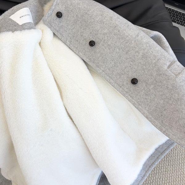 Women's Thickened Light Gray Wool Coat - 2025 Winter Collection
