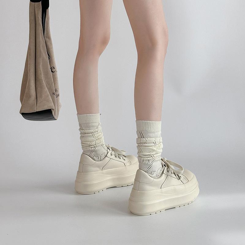 Simple lace-up casual board shoes women's 2025 new autumn fashion thick-soled heightening flat-soled sports shoes white shoes tide