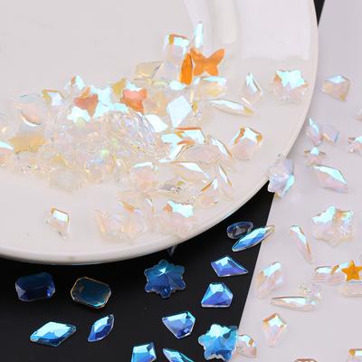 Chaud Elfe Aurore Diamant Nail Art Bijoux Mini Diamant en Verre Grand Emballage Mixte Fond Plat Diamant Forme Spéciale