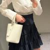 2025 New Bag Women's Pebble Bucket Bucket Bag Imported Leather One Shoulder Crossbody Portable Large Capacity